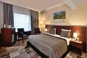 Tiara & 4* Bursa